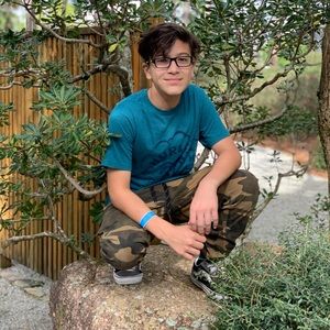 Meet your Posher, Joseph